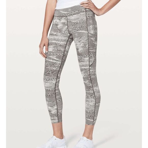 lululemon athletica Pants - Lululemon Fast & Free 7/8 Tight II Nulux 25" in Swerve Vapor Metal Grey 6​​​​​​